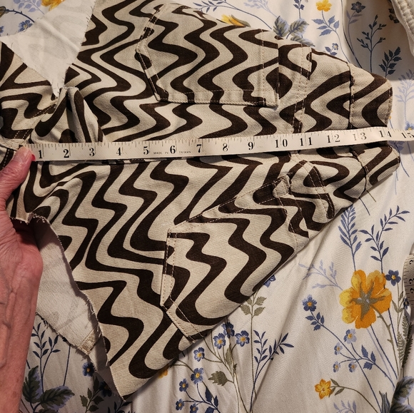 Shorts RSQ women's 27 zig zag pattern tan & brown - Picture 7 of 7